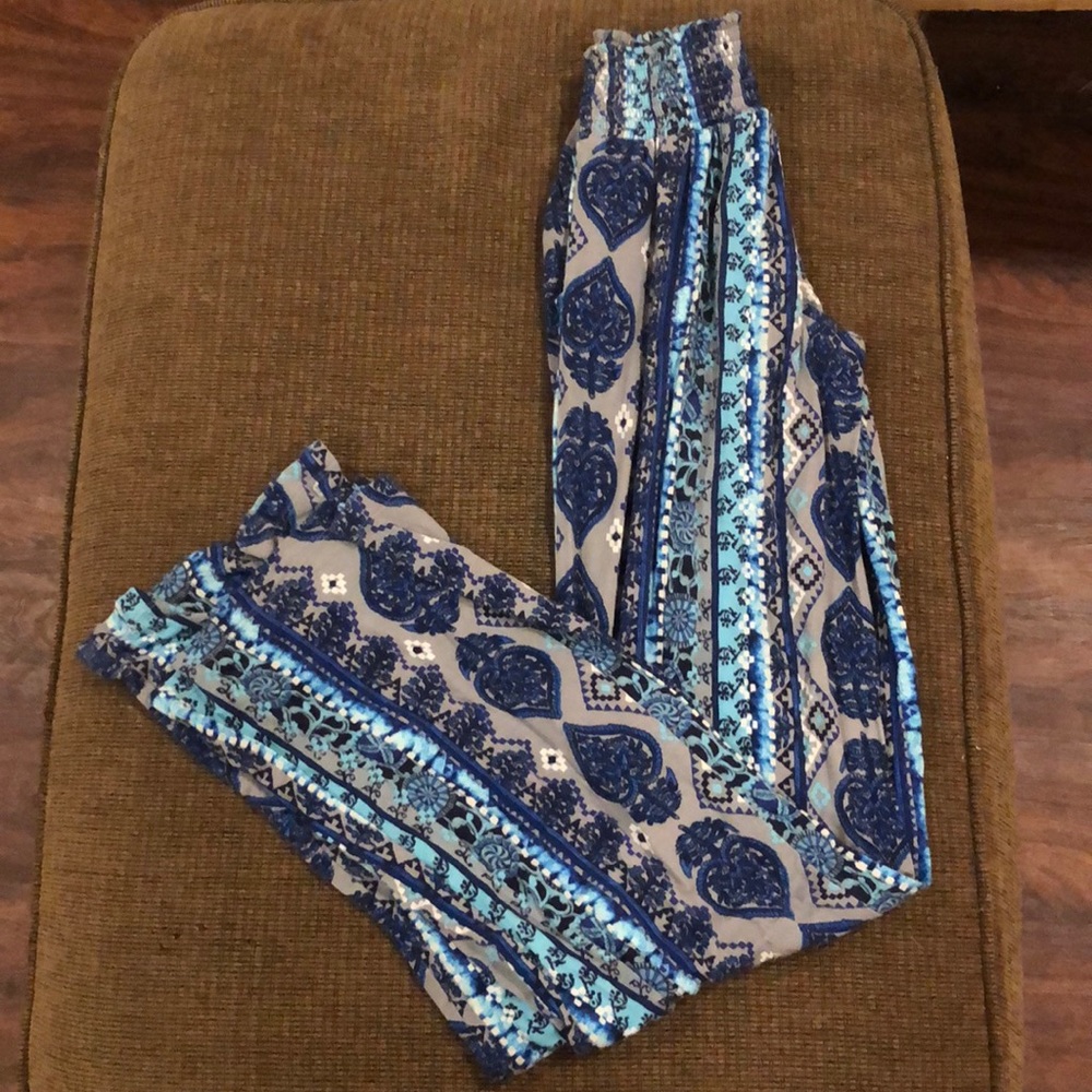 Aztec patterned flowy pants